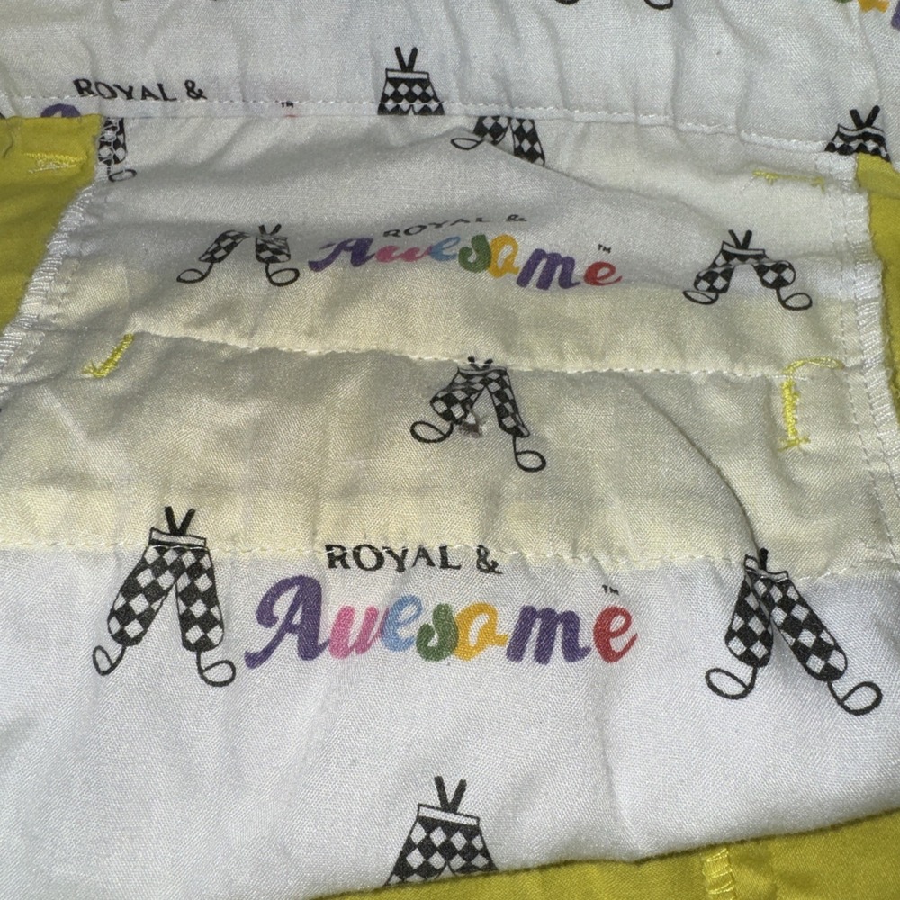 Royal &‎ Awesome Golf Shorts Mens 34 Yellow Cotton Stretch Tee Holder Logo - Picture 2 of 9